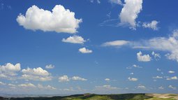 Himmel Wolken Landschaft.jpg