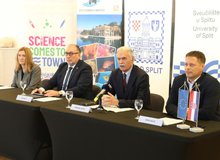 Science comes to Town